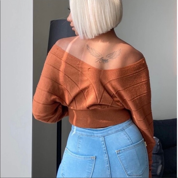 ❄️Cozy Days Overlap Sweater❤️ - Picture 3 of 4